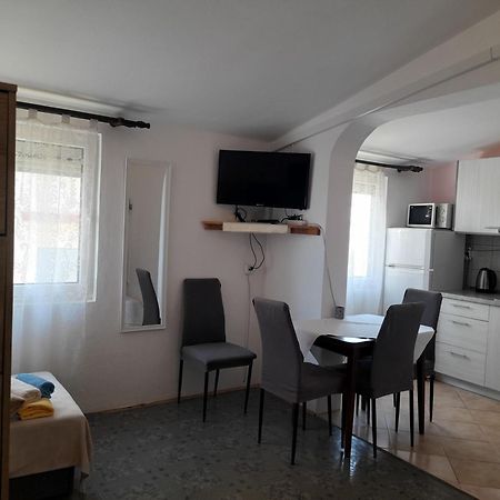 Apartments Ninske Vodice Номер фото