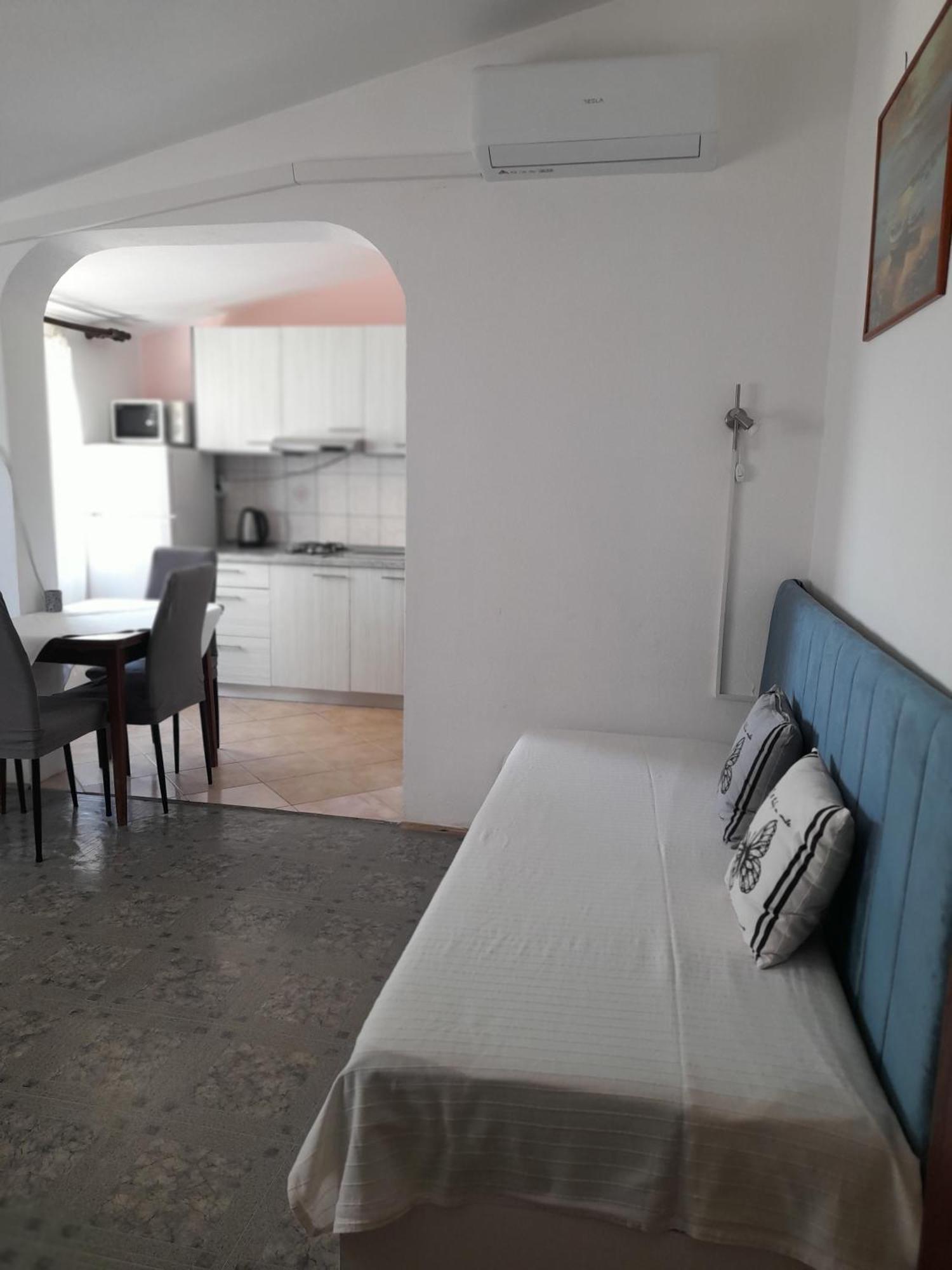 Apartments Ninske Vodice Номер фото